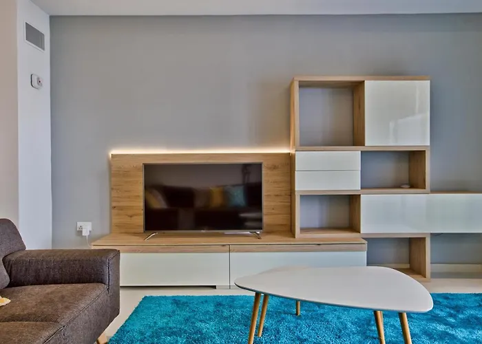 Malta\'S Stylish Holiday Home In Mellieha