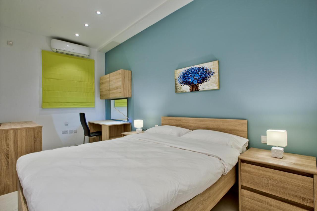 Malta's Stylish In Apartment *