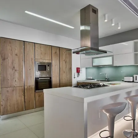 Malta'S Stylish Holiday Home In Mellieha Exterior photo