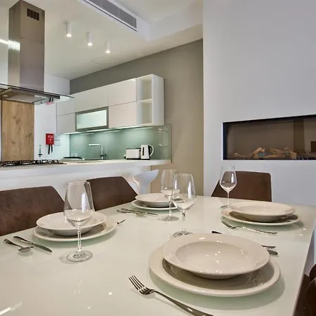 Malta'S Stylish Holiday Home In Mellieha Exterior photo